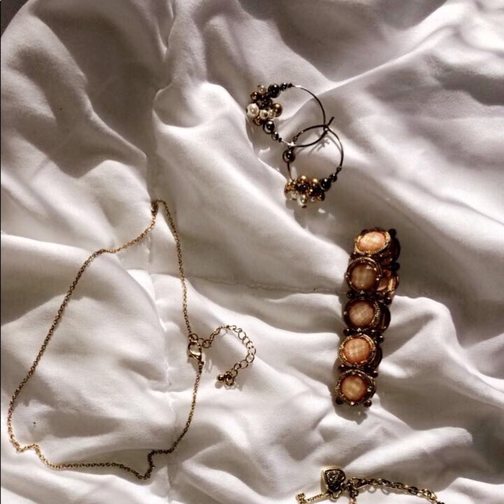Bracelets, Necklace, Choker